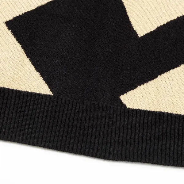【2026】【FENDI 公式旗艦店】フェンディ セーター好評に付き再入荷! 240929 【2026】【FENDI 公式旗艦店】フェンディ セーター好評に付き再入荷! 240929