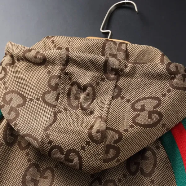 【2026】【GUCCI 旗艦店】（グッチ）スーツ ご好評に付き再入荷！240928