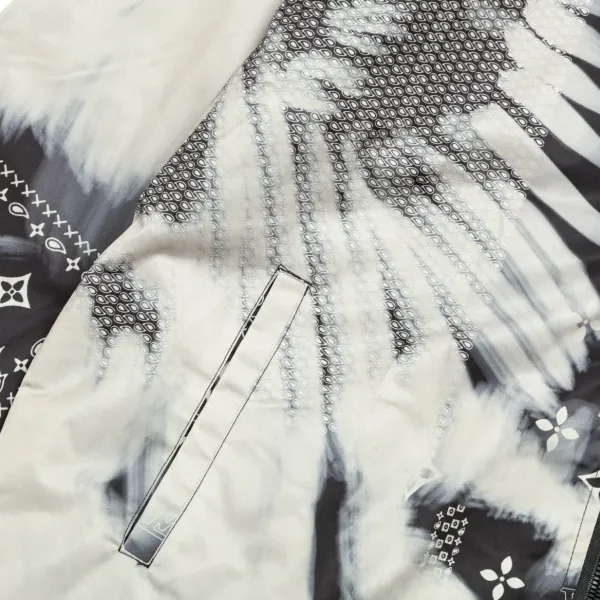【2026】LV 【LOUIS VUITTON】ルイヴィトン ジャケット着ご好評に付き再入荷!240926 【2026】LV 【LOUIS VUITTON】ルイヴィトン ジャケット着ご好評に付き再入荷!240926