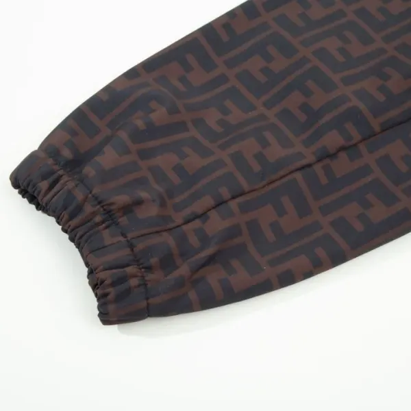 【2026】【FENDI】フェンディ ジャケット着ご好評に付き再入荷!240923 【2026】【FENDI】フェンディ ジャケット着ご好評に付き再入荷!240923