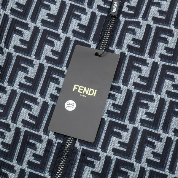 【2026】【FENDI】 フェンディ  ジャケット着  ご好評に付き再入荷！240921