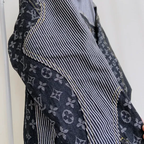 【2026】LV【LOUIS VUITTON】ルイヴィトン ジャケット着 ご好評に付き再入荷!240921 【2026】LV【LOUIS VUITTON】ルイヴィトン ジャケット着 ご好評に付き再入荷!240921