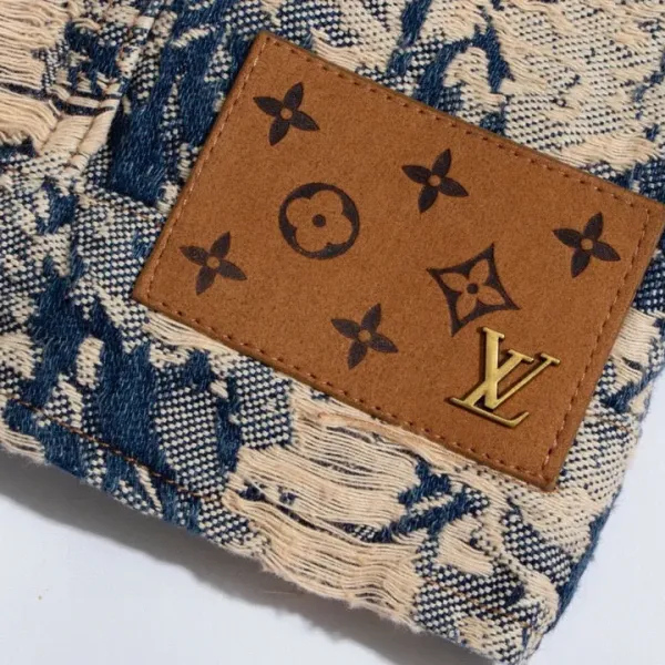 【2026】LV【LOUIS VUITTON】ルイヴィトン ジャケット着 ご好評に付き再入荷!240921 【2026】LV【LOUIS VUITTON】ルイヴィトン ジャケット着 ご好評に付き再入荷!240921