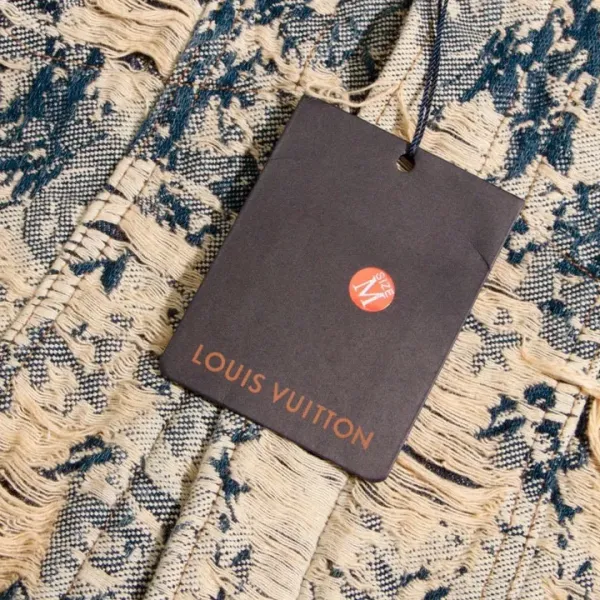 【2026】LV【LOUIS VUITTON】ルイヴィトン ジャケット着 ご好評に付き再入荷!240921 【2026】LV【LOUIS VUITTON】ルイヴィトン ジャケット着 ご好評に付き再入荷!240921