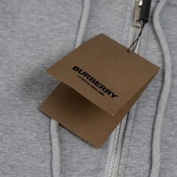 【2026】【BURBERRY 公式旗艦店】バーバリー パーカースウェットご好評に付き再入荷！240920