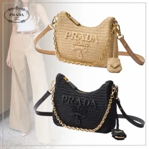 【2026】【大人気】PRADA プラダ◆Re-edition ミニバッグ チェーン ストラップ付 22*18*6CM 240920 【2026】【大人気】PRADA プラダ◆Re-edition ミニバッグ チェーン ストラップ付 22*18*6CM 240920