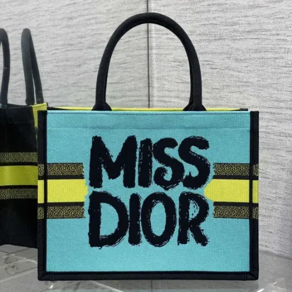【2026】【DIOR】 ディオール MissDior刺繍柄春夏シリーズ 240919 【2026】【DIOR】 ディオール MissDior刺繍柄春夏シリーズ 240919