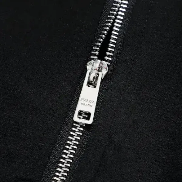 【2026】【Prada】( プラダ )  スーツ【即日出荷】ご好評に付き再入荷！240915