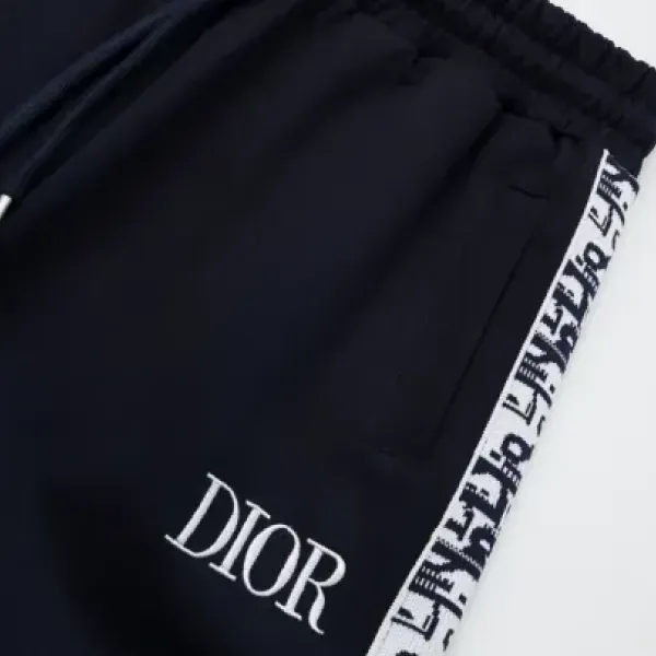 【2026】【DIOR 公式旗艦店】(ディオール)スーツ 男女兼用、ご好評に付き再入荷!240918 【2026】【DIOR 公式旗艦店】(ディオール)スーツ 男女兼用、ご好評に付き再入荷!240918