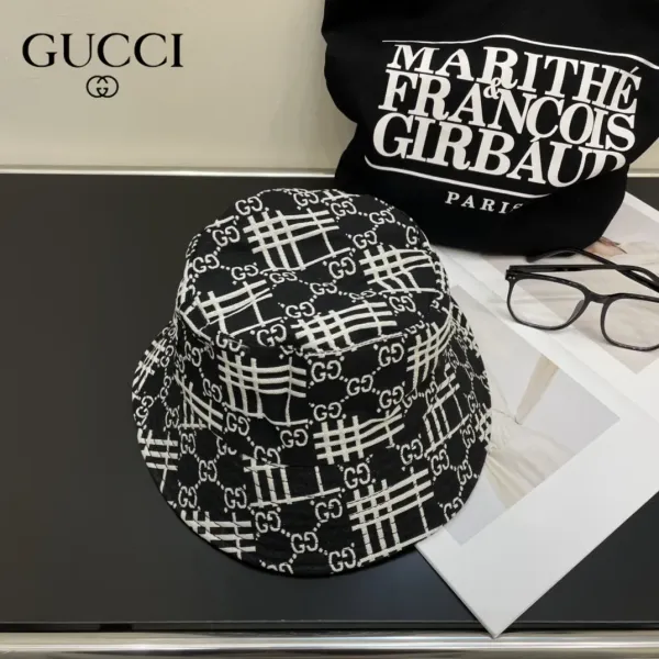 【2026】GUCCI(グッチ)フィッシャーマンズハット 240904