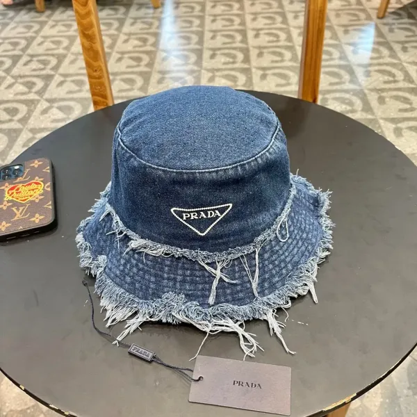 【2026】PRADA (プラダ)フィッシャーマンズハット 240904