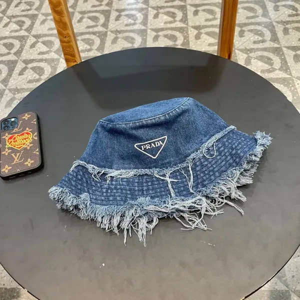 【2026】PRADA (プラダ)フィッシャーマンズハット 240904