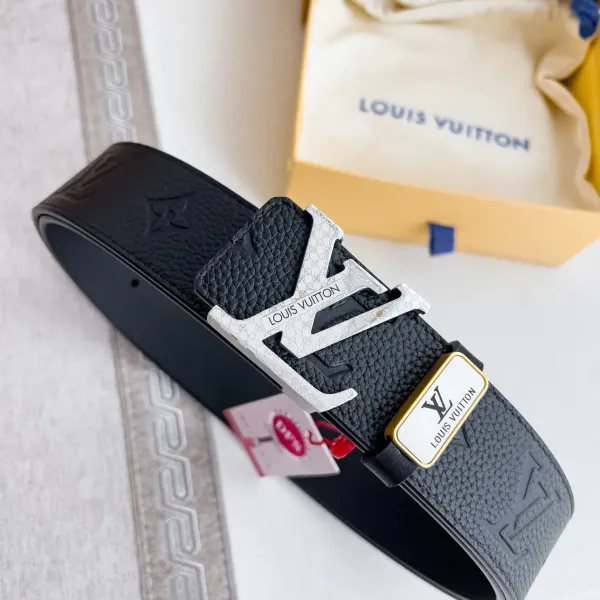 【2026】LV【LOUIS VUITTON】(ルイヴィトン) 3.8cmベルト メンズ  240903
