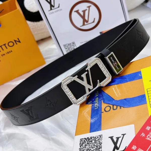 【2026】LV【LOUIS VUITTON】(ルイヴィトン) 3.8cmベルト メンズ 240903 【2026】LV【LOUIS VUITTON】(ルイヴィトン) 3.8cmベルト メンズ 240903