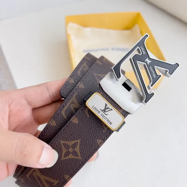 【2026】LV【LOUIS VUITTON】(ルイヴィトン) 3.5cmベルト メンズ 240903 【2026】LV【LOUIS VUITTON】(ルイヴィトン) 3.5cmベルト メンズ 240903