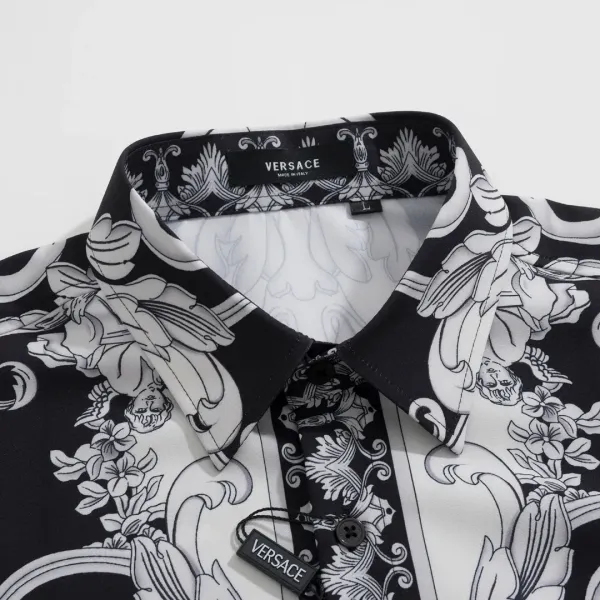 【2026】【VERSACE 公式旗艦店】ヴェルサーチ シャツ ご好評に付き再入荷 240831 【2026】【VERSACE 公式旗艦店】ヴェルサーチ シャツ ご好評に付き再入荷 240831