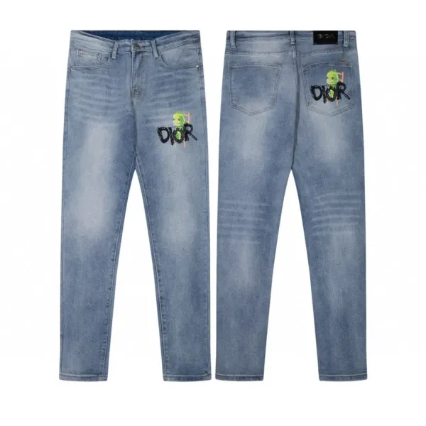 【2026】【DIOR 公式旗艦店】ディオール ジーパン ご好評に付き再入荷 240831 【2026】【DIOR 公式旗艦店】ディオール ジーパン ご好評に付き再入荷 240831