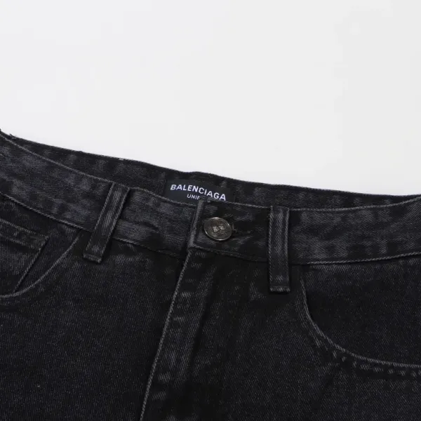 【2026】【BALENCIAGA 公式旗艦店】バレンシアガ ジーパン ご好評に付き再入荷 240830 【2026】【BALENCIAGA 公式旗艦店】バレンシアガ ジーパン ご好評に付き再入荷 240830