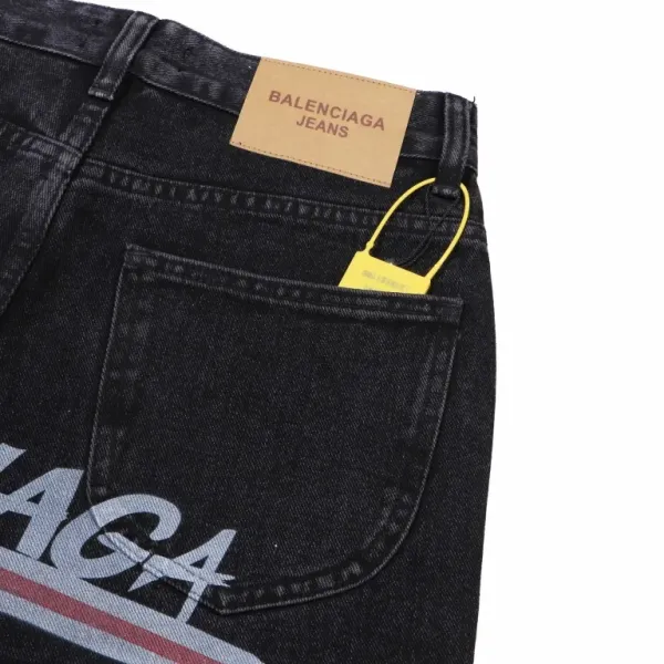 【2026】【BALENCIAGA 公式旗艦店】バレンシアガ ジーパン ご好評に付き再入荷 240830 【2026】【BALENCIAGA 公式旗艦店】バレンシアガ ジーパン ご好評に付き再入荷 240830