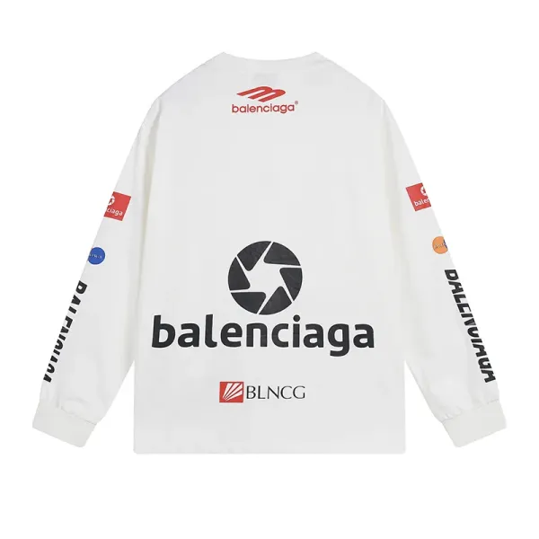 【2026】【BALENCIAGA 公式旗艦店】バレンシアガ 丸首の衛衣 スウェットご好評に付き再入荷 240829 【2026】【BALENCIAGA 公式旗艦店】バレンシアガ 丸首の衛衣 スウェットご好評に付き再入荷 240829