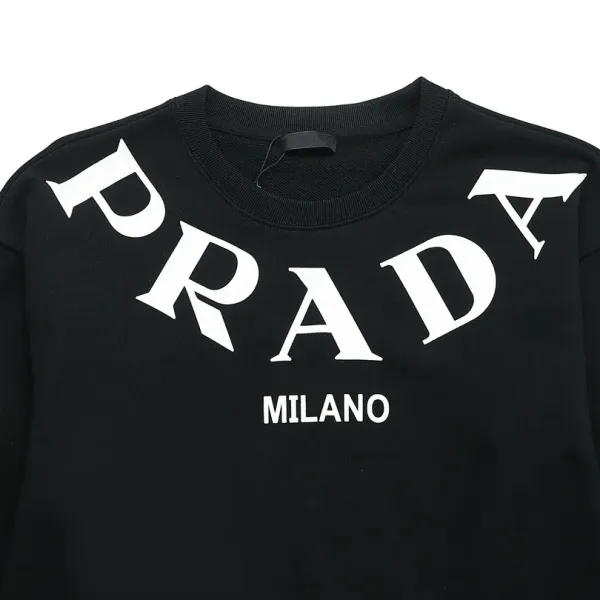 【2026】【PRADA 公式旗艦店】プラダ  丸首の衛衣 スウェットご好評に付き再入荷 240828