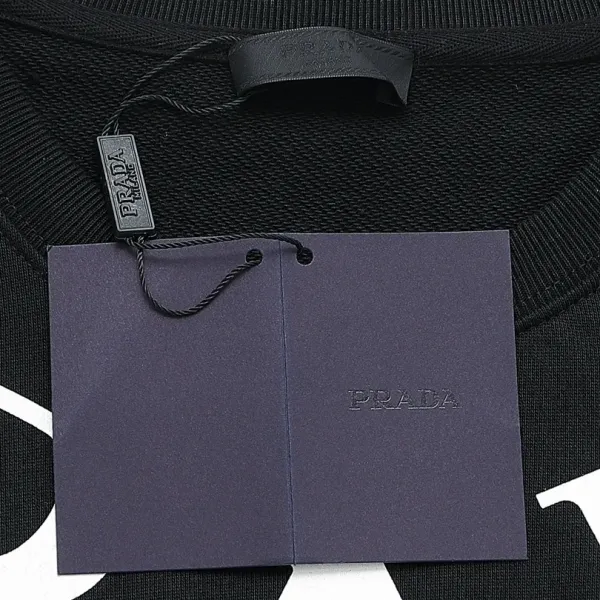 【2026】【PRADA 公式旗艦店】プラダ  丸首の衛衣 スウェットご好評に付き再入荷 240828