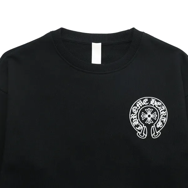 【2026】【CHROME HEARTS 公式旗艦店】クロムハーツ 丸首の衛衣 スウェット ご好評に付き再入荷240829 【2026】【CHROME HEARTS 公式旗艦店】クロムハーツ 丸首の衛衣 スウェット ご好評に付き再入荷240829