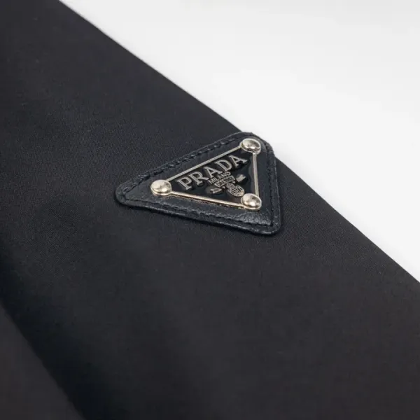 【2026】【PRADA 公式旗艦店】プラダ ジャケット着 好評に付き再入荷 240828 【2026】【PRADA 公式旗艦店】プラダ ジャケット着 好評に付き再入荷 240828