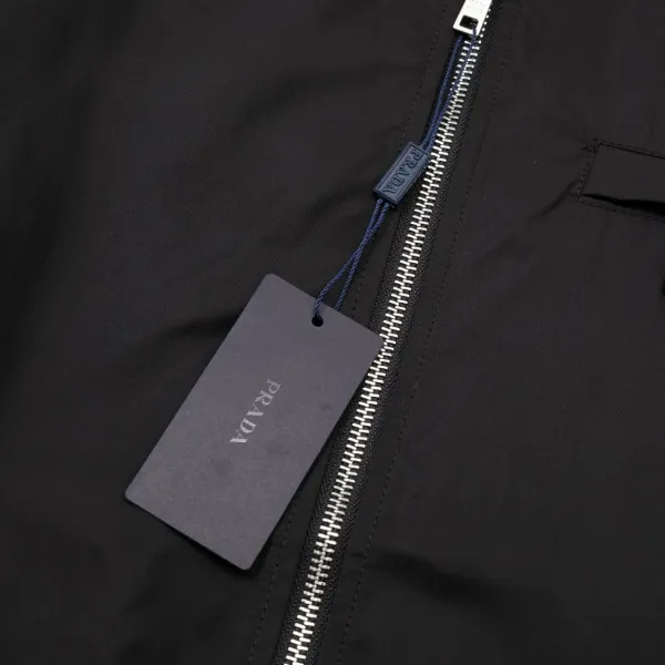 【2026】【PRADA  公式旗艦店】プラダ  ジャケット着 好評に付き再入荷 240826