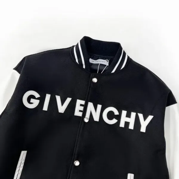 【2026】【GIVENCHY 公式旗艦店】ジバンシー ジャケット着 好評に付き再入荷 240826 【2026】【GIVENCHY 公式旗艦店】ジバンシー ジャケット着 好評に付き再入荷 240826