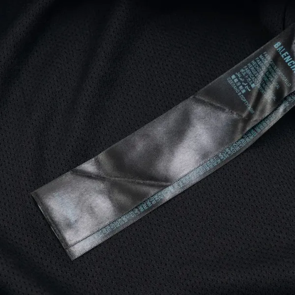 【2026】【BALENCIAGA 公式旗艦店】 バレンシアガ ジャケット着 好評に付き再入荷 240827 【2026】【BALENCIAGA 公式旗艦店】 バレンシアガ ジャケット着 好評に付き再入荷 240827