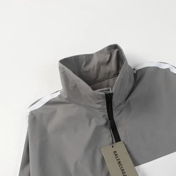 【2026】【BALENCIAGA 公式旗艦店】 バレンシアガ  ジャケット着 好評に付き再入荷 240827