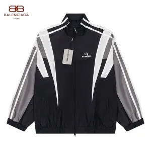 【2026】【BALENCIAGA 公式旗艦店】 バレンシアガ ジャケット着 好評に付き再入荷 240827 【2026】【BALENCIAGA 公式旗艦店】 バレンシアガ ジャケット着 好評に付き再入荷 240827