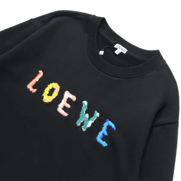 【2026】【LOEWE 公式旗艦店】ロエベ 丸首の衛衣 スウェットご好評に付き再入荷 240817 【2026】【LOEWE 公式旗艦店】ロエベ 丸首の衛衣 スウェットご好評に付き再入荷 240817
