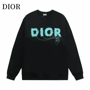 【2026】【DIOR 公式旗艦店】ディオール 丸首の衛衣 ご好評に付き再入荷 240817 【2026】【DIOR 公式旗艦店】ディオール 丸首の衛衣 ご好評に付き再入荷 240817