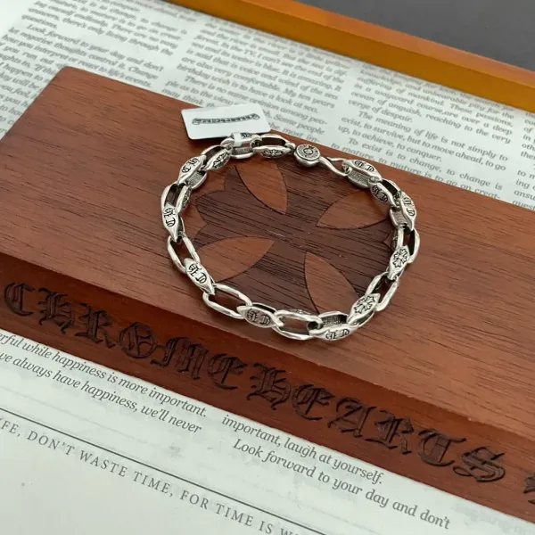 【2026】【CHROME HEARTS】ブレスレット、ファッションシンプルなスタイル 240815 【2026】【CHROME HEARTS】ブレスレット、ファッションシンプルなスタイル 240815