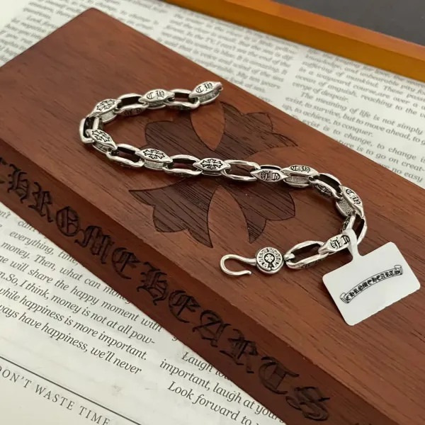 【2026】【CHROME HEARTS】ブレスレット、ファッションシンプルなスタイル 240815 【2026】【CHROME HEARTS】ブレスレット、ファッションシンプルなスタイル 240815