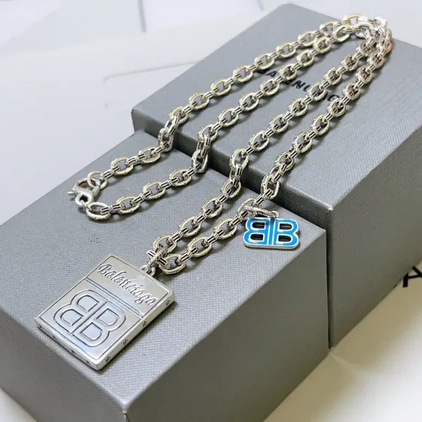 【2026】【BALENCIAGA】ネックレス、新しいネックレス万能シンプルファッションオーナメント 240814 【2026】【BALENCIAGA】ネックレス、新しいネックレス万能シンプルファッションオーナメント 240814