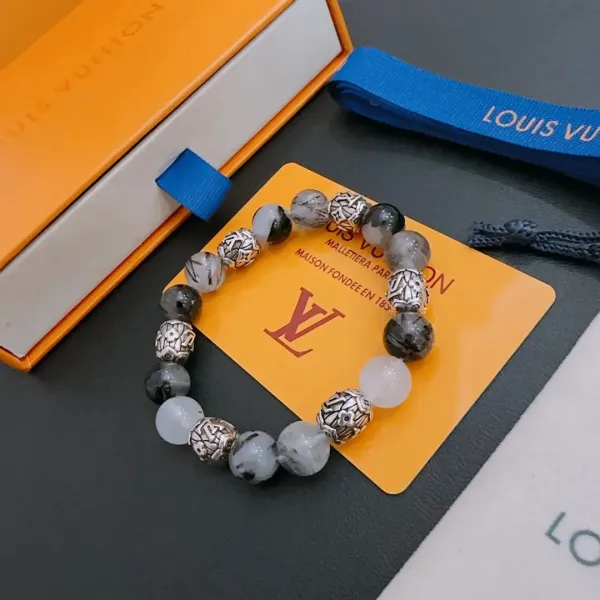 【2026】LV【LOUIS VUITTON】ブレスレット、ファッションシンプルなスタイル240813 【2026】LV【LOUIS VUITTON】ブレスレット、ファッションシンプルなスタイル240813
