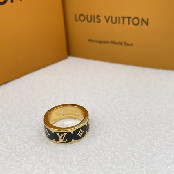 【2026】LV【LOUIS VUITTON】 ルイヴィトン 指輪 240813 【2026】LV【LOUIS VUITTON】 ルイヴィトン 指輪 240813