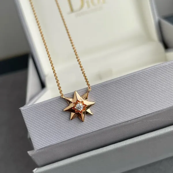 【2026】【DIOR】ネックレス、新しいネックレス万能シンプルファッションオーナメント240812 【2026】【DIOR】ネックレス、新しいネックレス万能シンプルファッションオーナメント240812