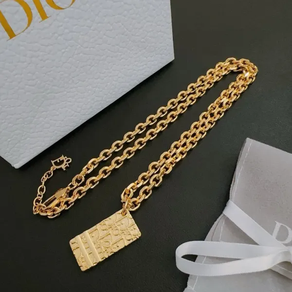 【2026】【DIOR】ネックレス、新しいネックレス万能シンプルファッションオーナメント240812 【2026】【DIOR】ネックレス、新しいネックレス万能シンプルファッションオーナメント240812