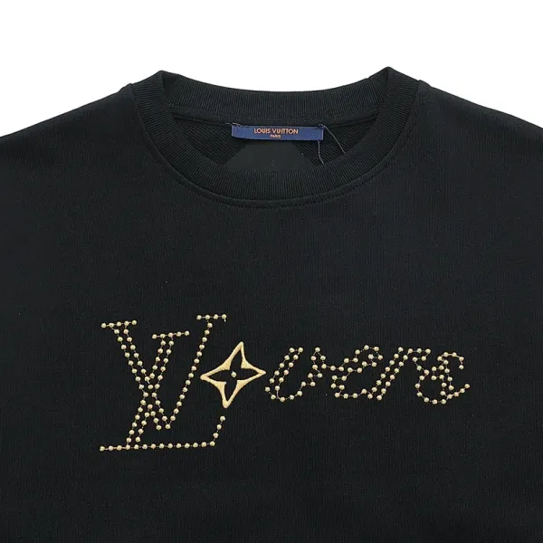 【2026】【LOUIS VUITTON 公式旗艦店】ルイヴィトン 丸首の衛衣 スウェット ご好評に付き再入荷 240811 【2026】【LOUIS VUITTON 公式旗艦店】ルイヴィトン 丸首の衛衣 スウェット ご好評に付き再入荷 240811