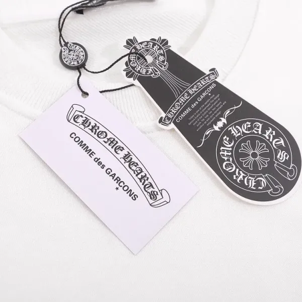 【2026】【CHROME HEARTS 公式旗艦店】クロムハーツ 丸首の衛衣 スウェットご好評に付き再入荷 240809 【2026】【CHROME HEARTS 公式旗艦店】クロムハーツ 丸首の衛衣 スウェットご好評に付き再入荷 240809