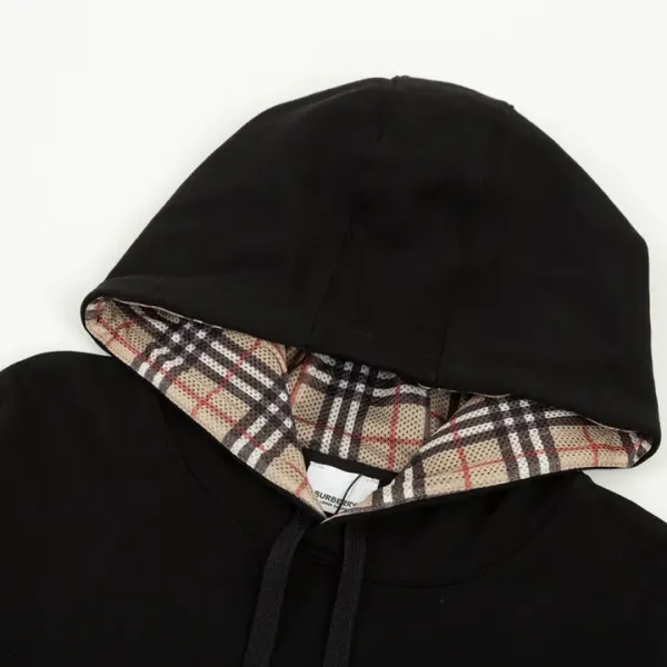 【2026】【BURBERRY 公式旗艦店】バーバリー パーカースウェットご好評に付き再入荷 240805 【2026】【BURBERRY 公式旗艦店】バーバリー パーカースウェットご好評に付き再入荷 240805