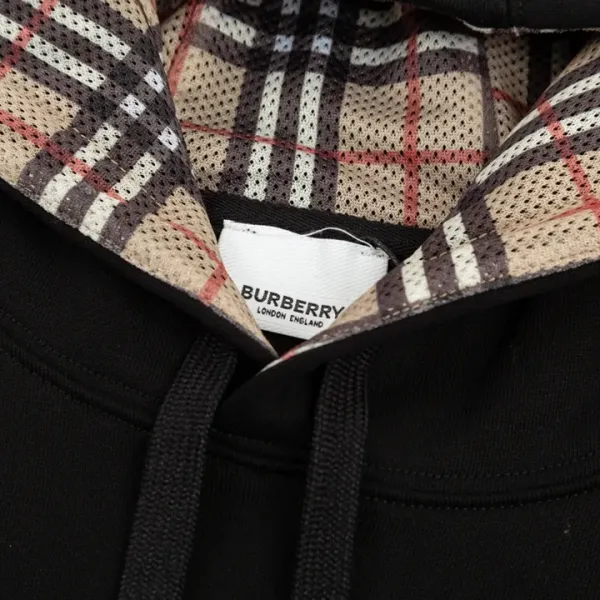 【2026】【BURBERRY 公式旗艦店】バーバリー パーカースウェットご好評に付き再入荷 240805 【2026】【BURBERRY 公式旗艦店】バーバリー パーカースウェットご好評に付き再入荷 240805
