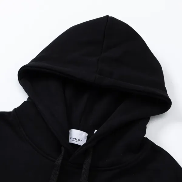 【2026】【BURBERRY 公式旗艦店】バーバリー パーカースウェットご好評に付き再入荷 240805 【2026】【BURBERRY 公式旗艦店】バーバリー パーカースウェットご好評に付き再入荷 240805
