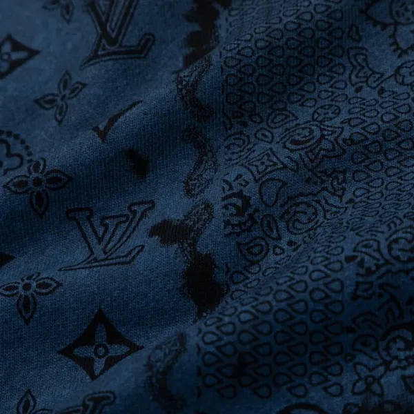 【2026】【LOUIS VUITTON 公式旗艦店】ルイヴィトン 丸首の衛衣 スウェット ご好評に付き再入荷 240808 【2026】【LOUIS VUITTON 公式旗艦店】ルイヴィトン 丸首の衛衣 スウェット ご好評に付き再入荷 240808