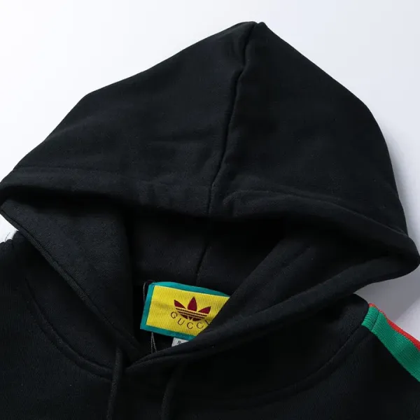 【2026】【GUCCI 公式旗艦店】グッチ パーカー スウェットご好評に付き再入荷 240805 【2026】【GUCCI 公式旗艦店】グッチ パーカー スウェットご好評に付き再入荷 240805