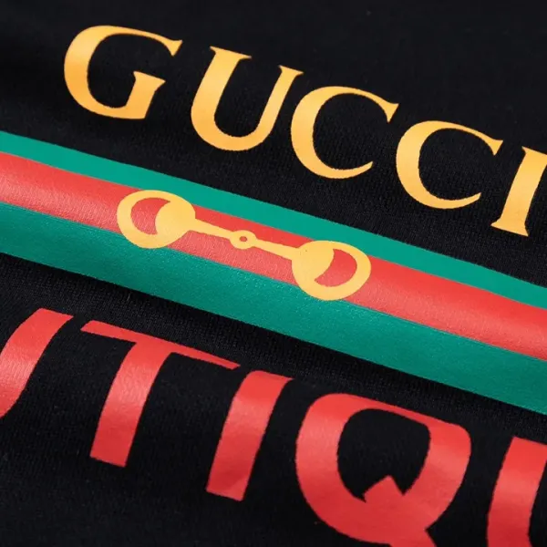 【2026】【GUCCI 公式旗艦店】グッチ パーカー スウェットご好評に付き再入荷 240805 【2026】【GUCCI 公式旗艦店】グッチ パーカー スウェットご好評に付き再入荷 240805